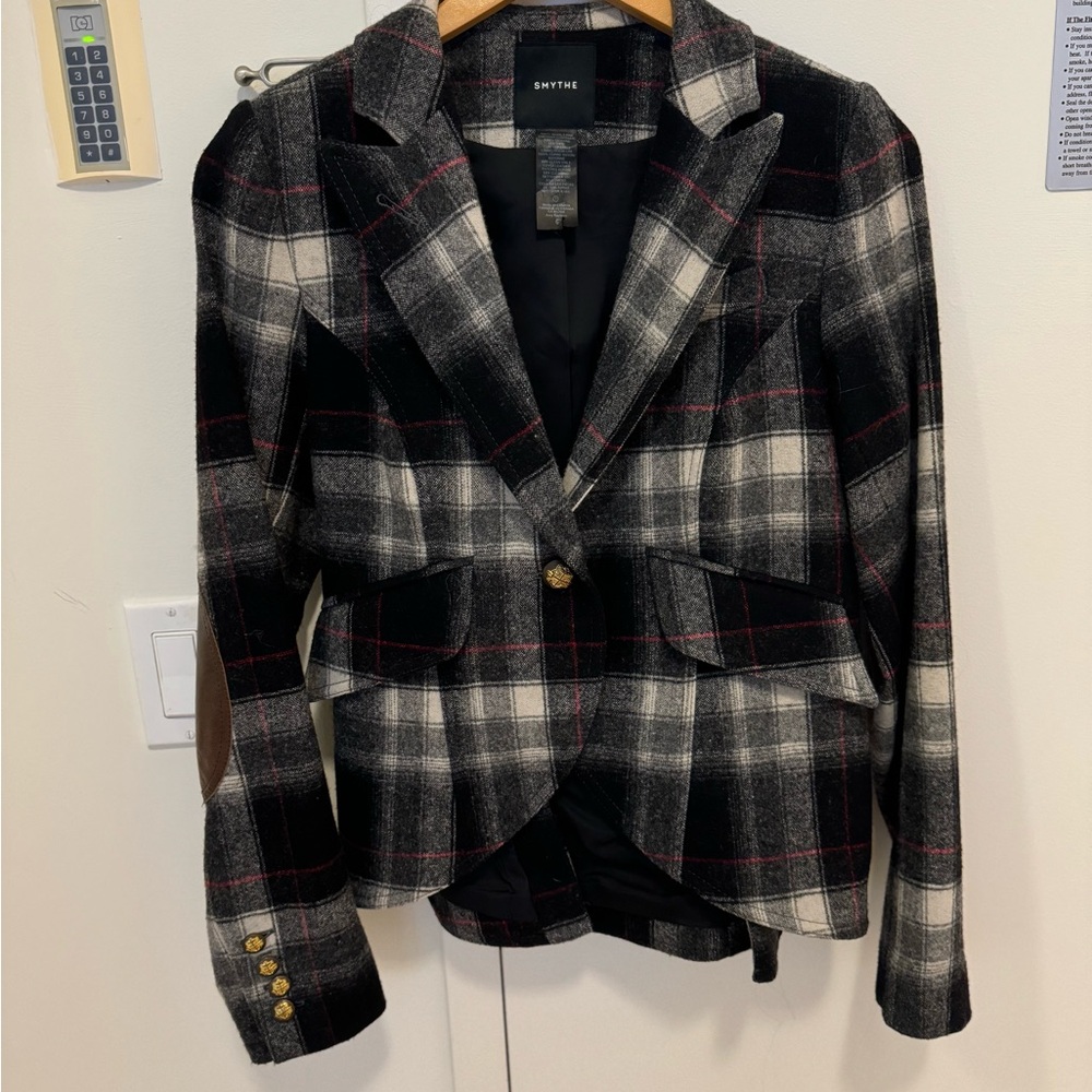 Smythe black plaid blazer size 6